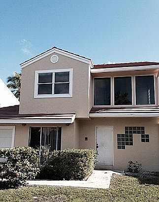 2nd image of 20010 NE Six Court Cir