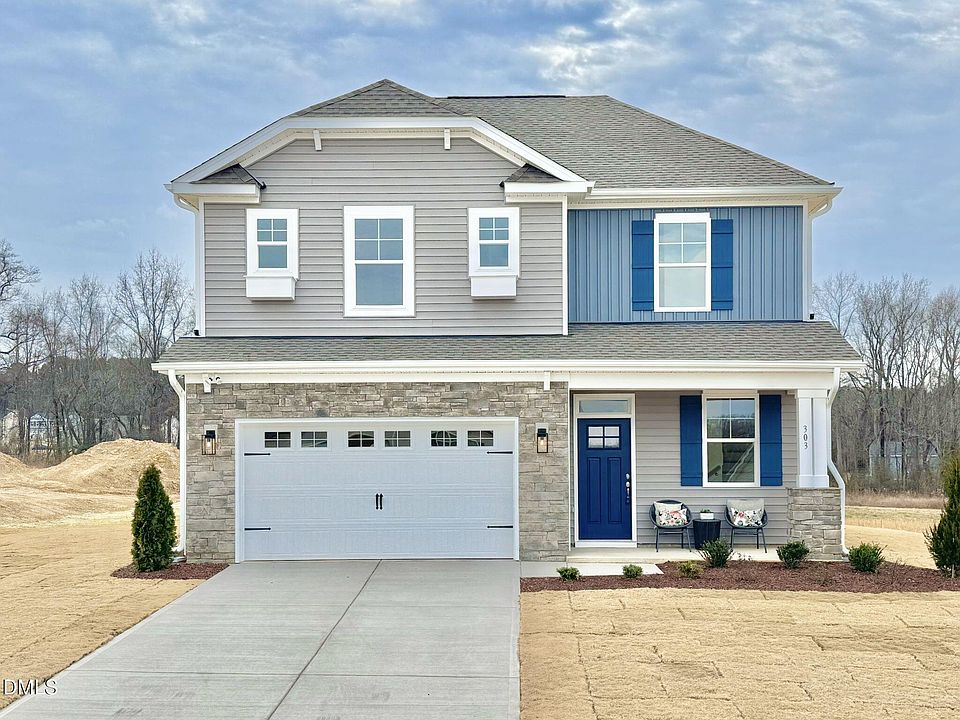 1st image of 303 Pecan Valley Way