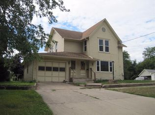 507 N 5th St, Cherokee, IA 51012