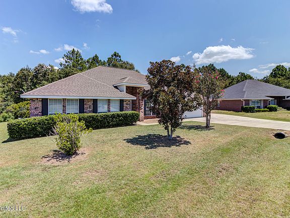4th image of 15782 Texas Ave