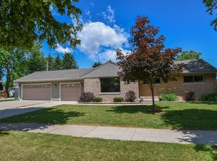 10106 W Harrison Ave, West Allis, WI 53227