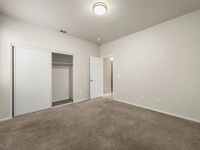 428 Eternity St — Photo 25