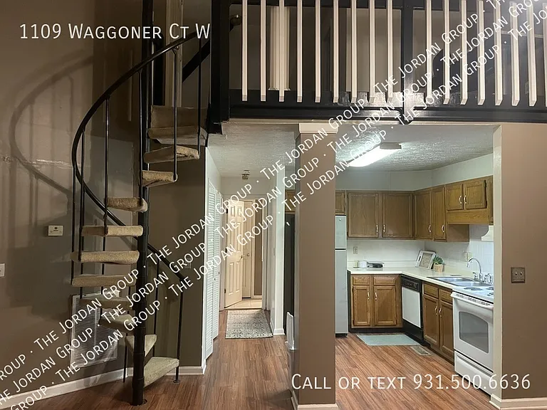 1109 Waggoner Ct W — Photo 9