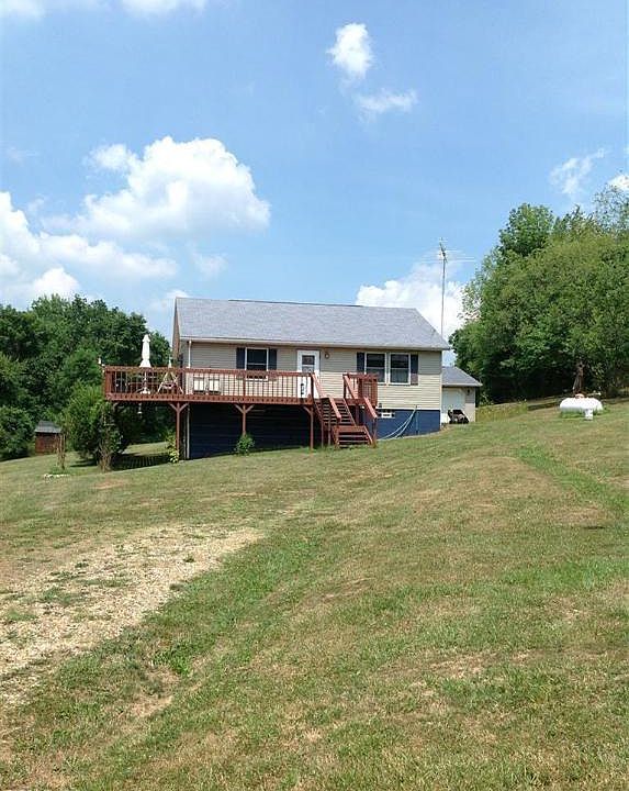 1st image of 3225 Bay Rd SE