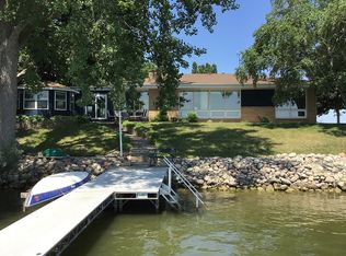 70231 Long Lake Rd, Saint James, MN 56081