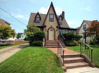 21 Oakwood Pl, North Brunswick, NJ 08902