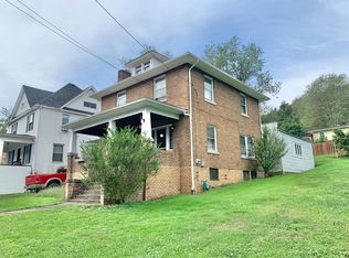 632 Maple Ave, Grafton, WV 26354
