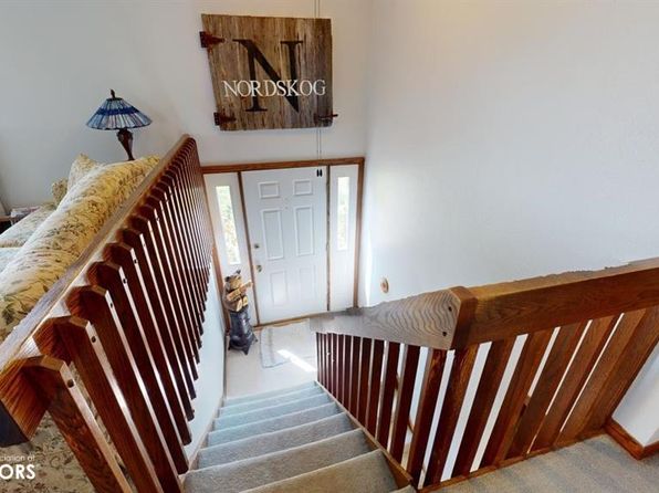 17069 400th St, Leland, IA 50453