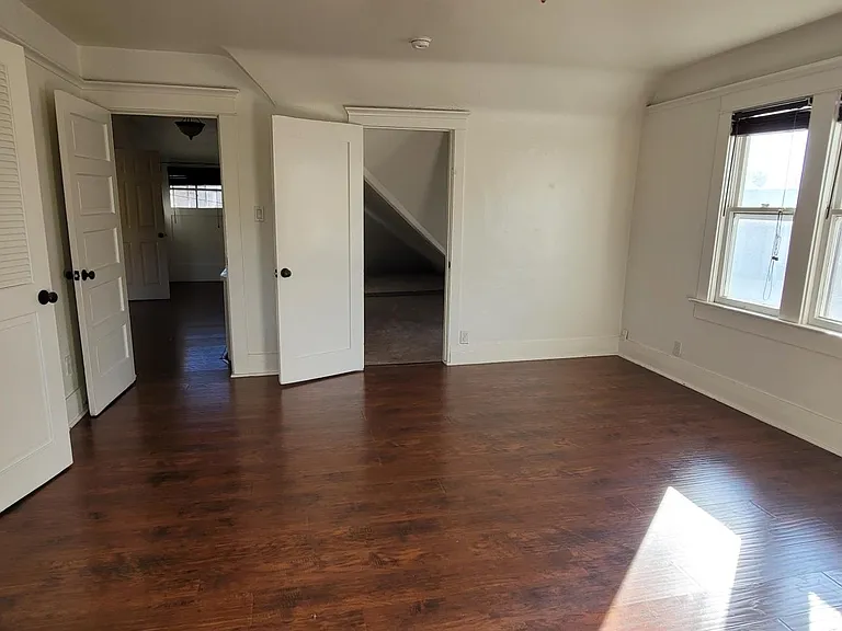5826 Willoughby Ave #3 — Photo 6