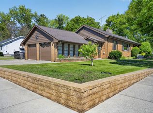 1209 Beatrice St, Flushing, MI 48433