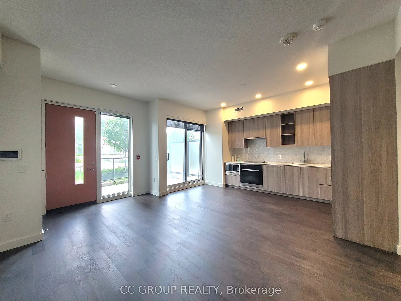 3 bed, $4,500 — Photo 3