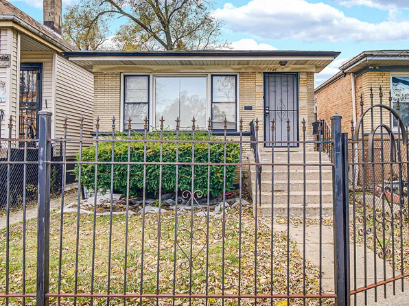 7246 S Wood St, Chicago, IL 60636