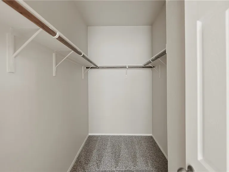 140 Fabarm Ln — Photo 14