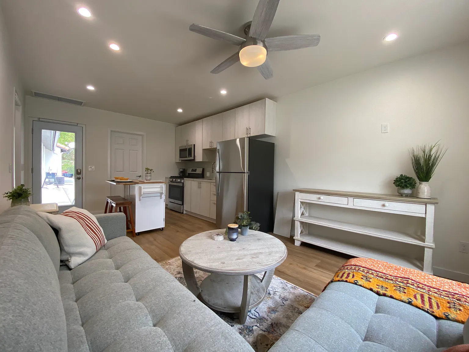 1 bed, $2,800 — Photo 4