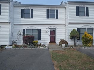 56 Ossman Ct, Garnerville, NY 10923