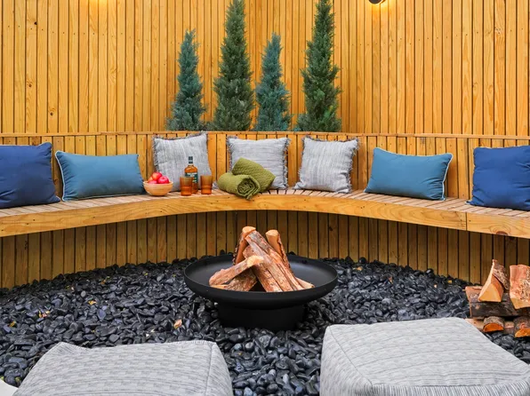 19 North Henry Street image 22 of 28