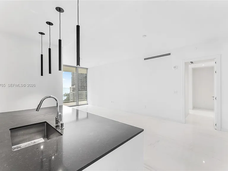 300 Biscyane Boulevard Way #1202 — Photo 7