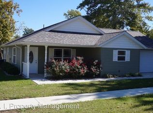 300 S 18th St, Herrin, IL 62948