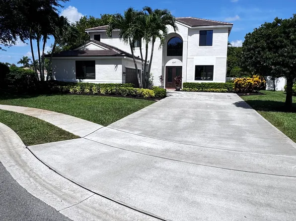 6347 Shadow Tree Ln, Lake Worth, FL 33463
