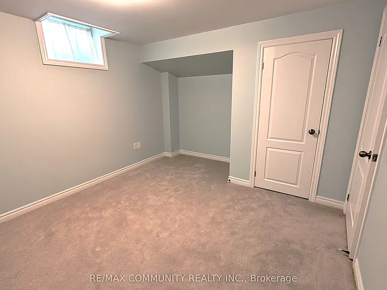 324 Father Tobin Rd #BASEMENT — Photo 11