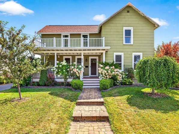 824 S Weimar St, Appleton, WI 54915