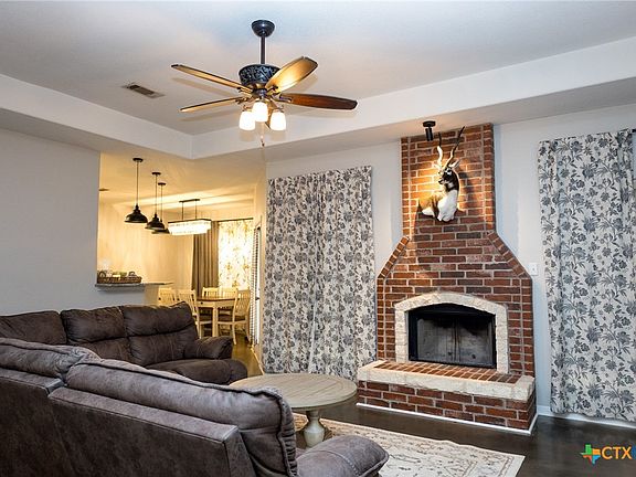 5th image of 2 Westridge Pl