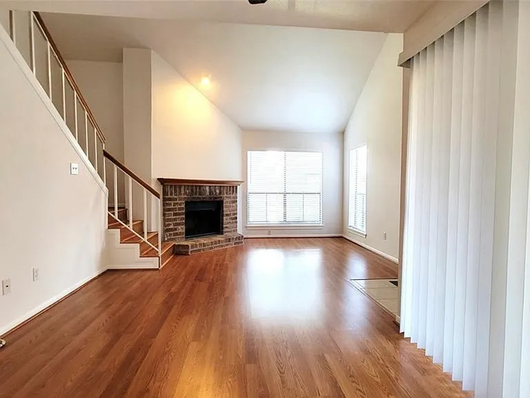 3100 Walnut Bend Ln — Photo 4