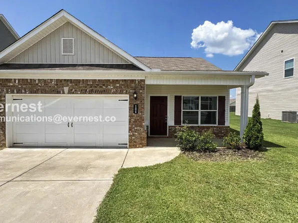 104 Emma Grace Ln, New Market, AL 35761