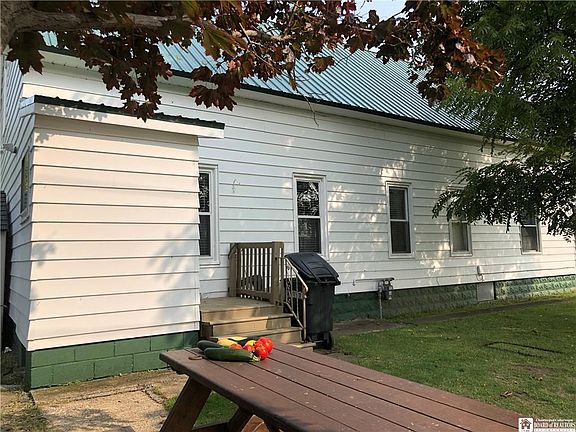 4th image of 197 Stegelske Ave