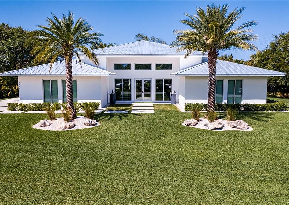 1st image of 1440 Shorelands Dr W
