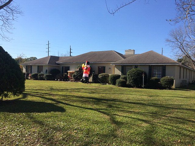 2nd image of 2501 Mahan Dr