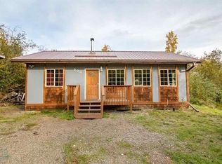 900 Chickadee Loop, Fairbanks, AK 99712