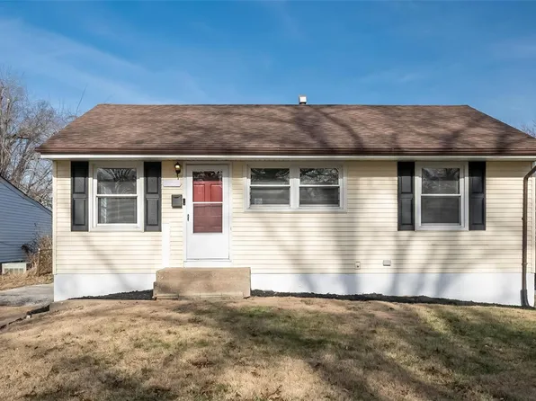 337 Lancashire Rd, Saint Louis, MO 63137