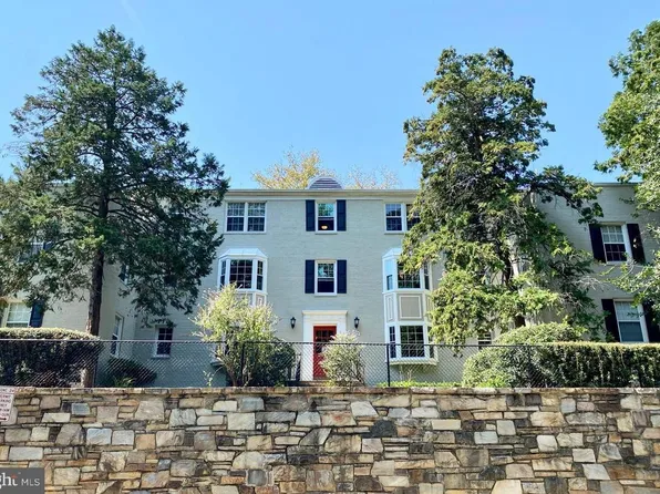 824 S Arlington Mill Dr APT 202, Arlington, VA 22204