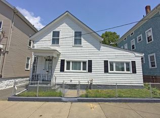 522 Palmer St, Fall River, MA 02721
