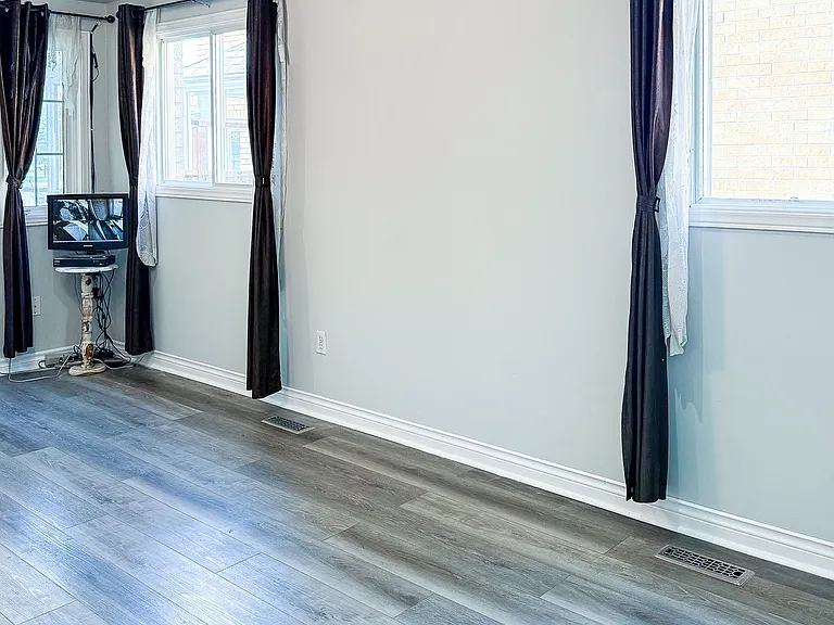 717 Mirage Pl — Photo 11