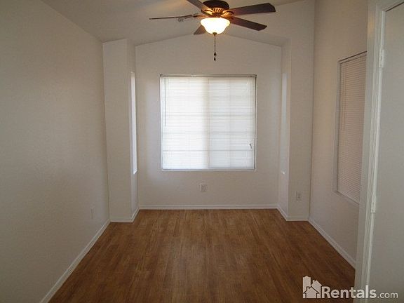 5th image of 345 W Settlers Trl