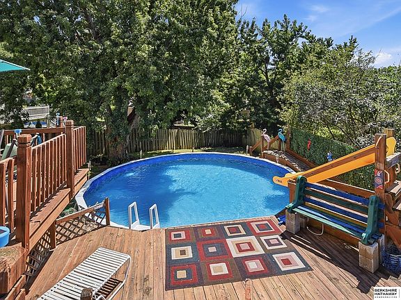 5th image of 732 S 153rd Cir