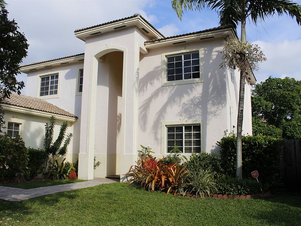 2nd image of 20912 SW 91st Ct