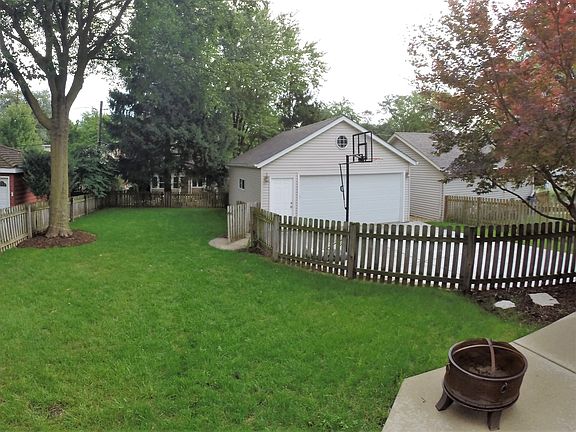 5th image of 811 N Blanchard St