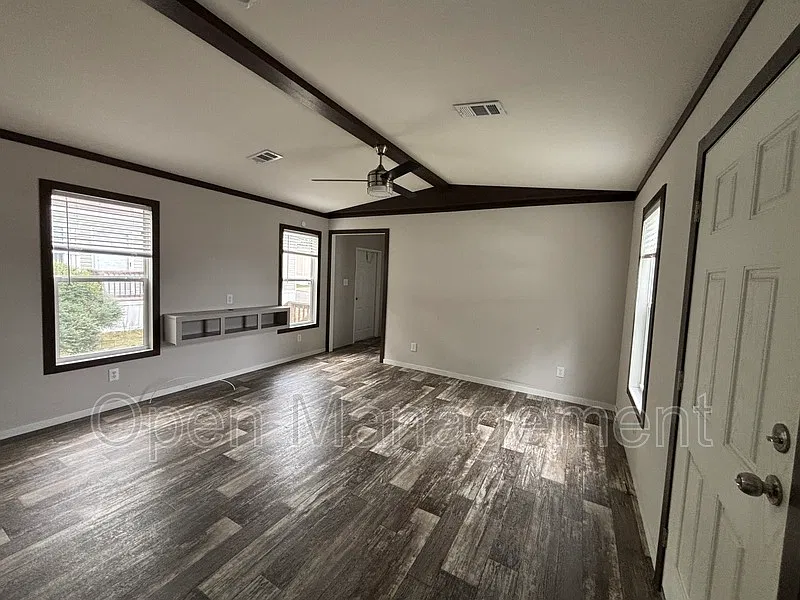 2 bed, 2.0 bath, 960 sqft, $1,195 — Photo 3
