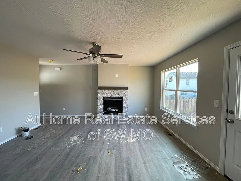 Building Photo - 801 E Watermill Cir