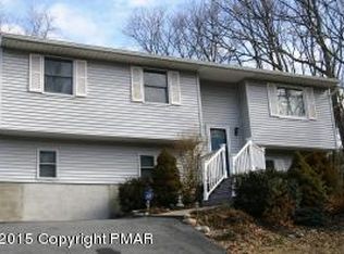 323 Blue Ridge Rd, Saylorsburg, PA 18353