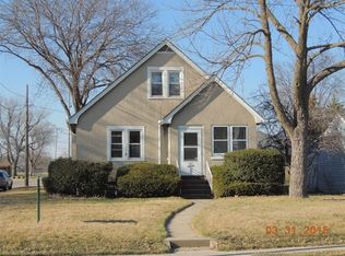 1327 7th St, Peru, IL 61354