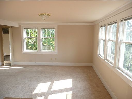 2nd image of 3257 Fuhrman Ave E APT B