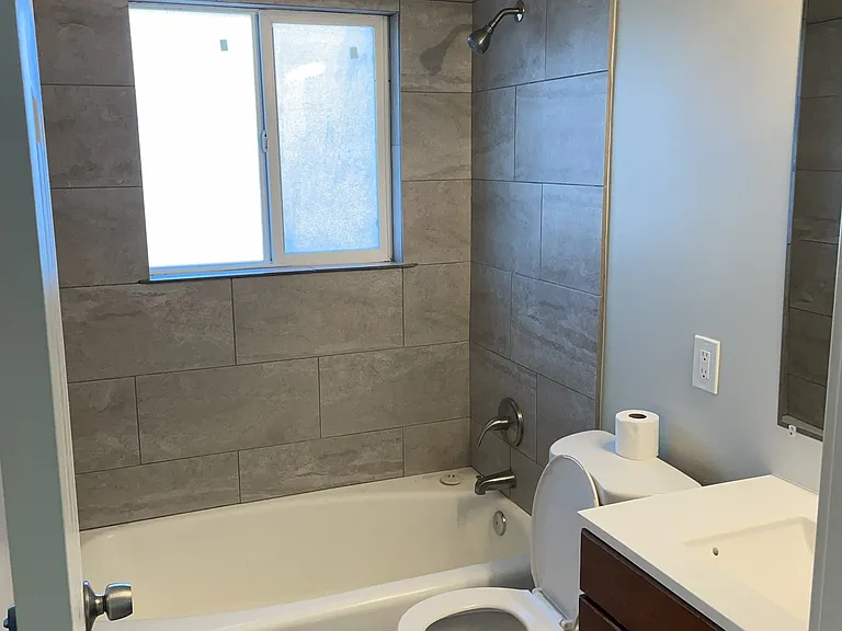 341 E Blaine Ave #341 — Photo 13