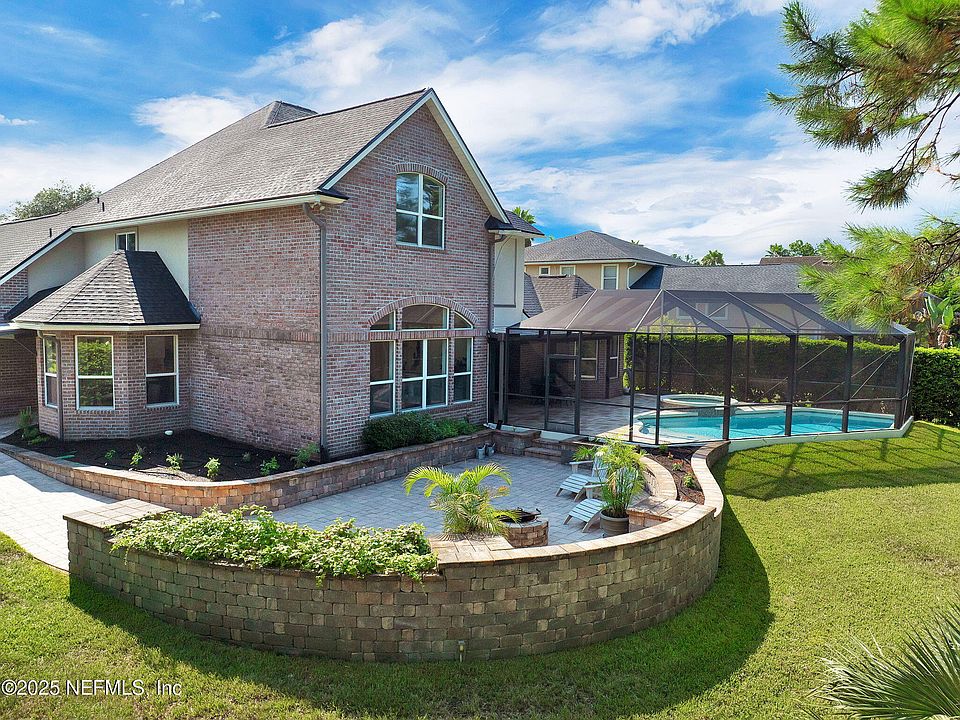 1st image of 81 BERMUDA GREENS Avenue