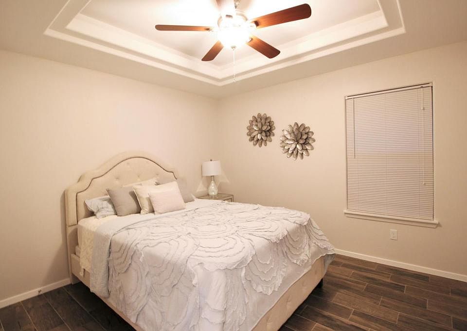 1st image of 3904 Valeria St APT 4