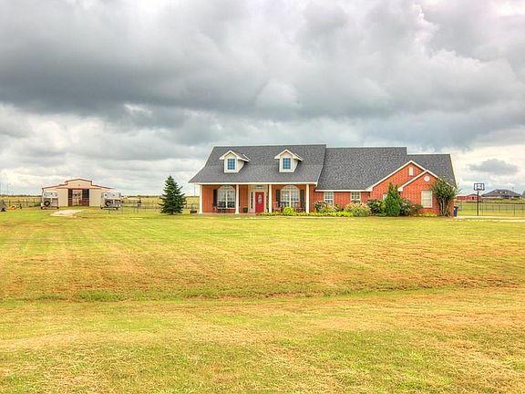 5th image of 6354 NE Abby Ln