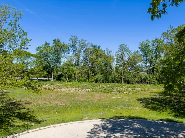 1 High Point Cir Lot 10, Lake Zurich, IL 60047